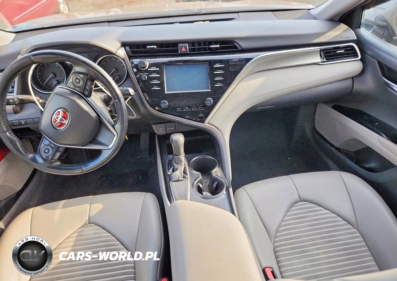 2018 Toyota Camry Se VIN:4T1B11HK5JU556795 - 8