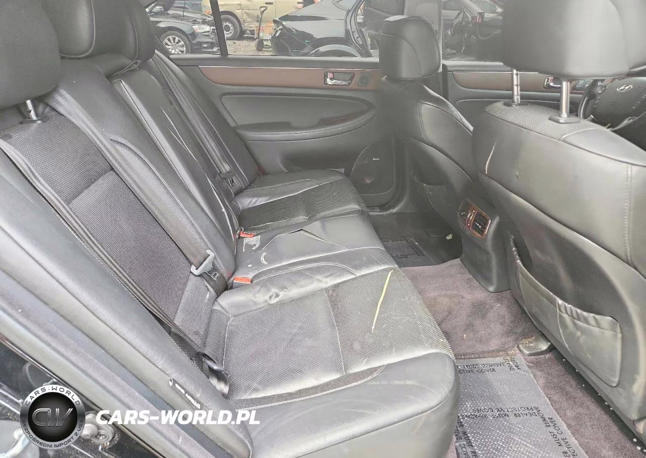 2009 Hyundai Genesis 3.8L VIN:KMHGC46E09U020153 - 10