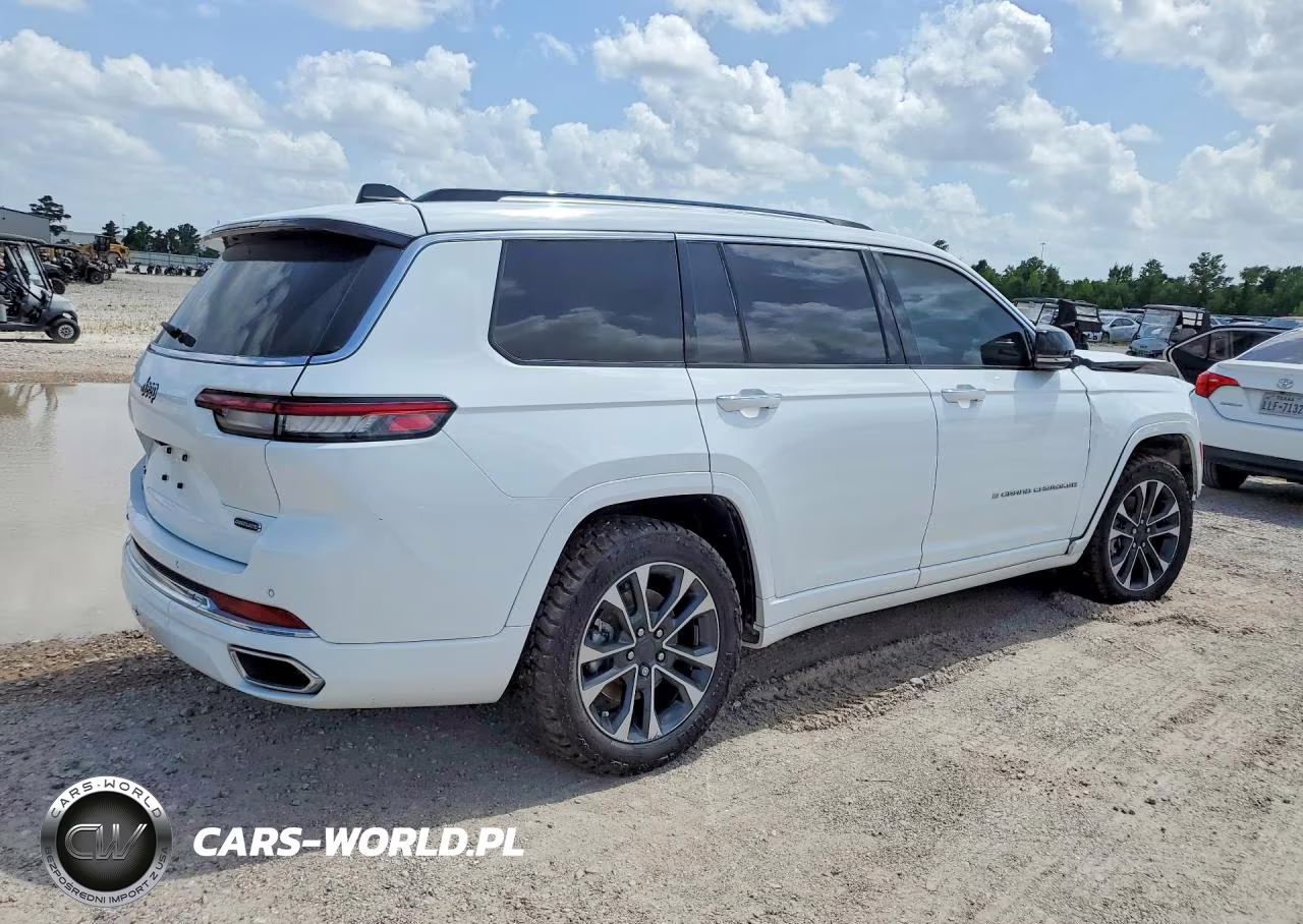 2023 Jeep Grand Cherokee L Overland VIN:1C4RJKDT6P8793045 - 3
