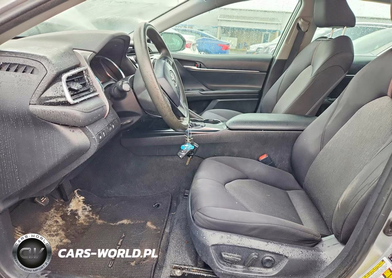 2018 Toyota Camry Le VIN:4T1B11HK5JU138558 - 7