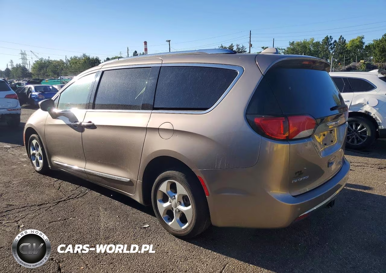 2017 Chrysler Pacifica Touring L Plus VIN:2C4RC1EG0HR721530 - 2