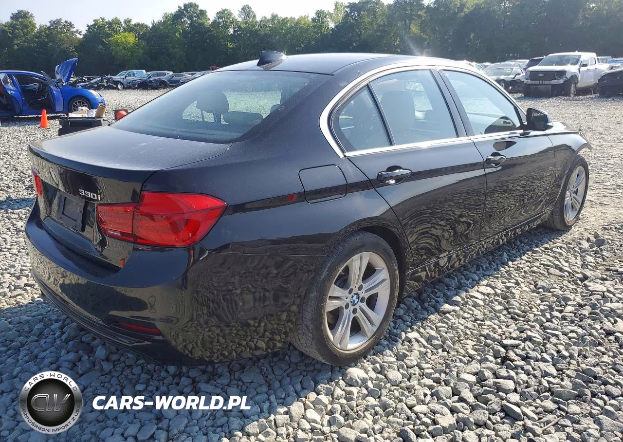 2018 BMW 330 Xi VIN:WBA8D9G55JNU67722 - 3