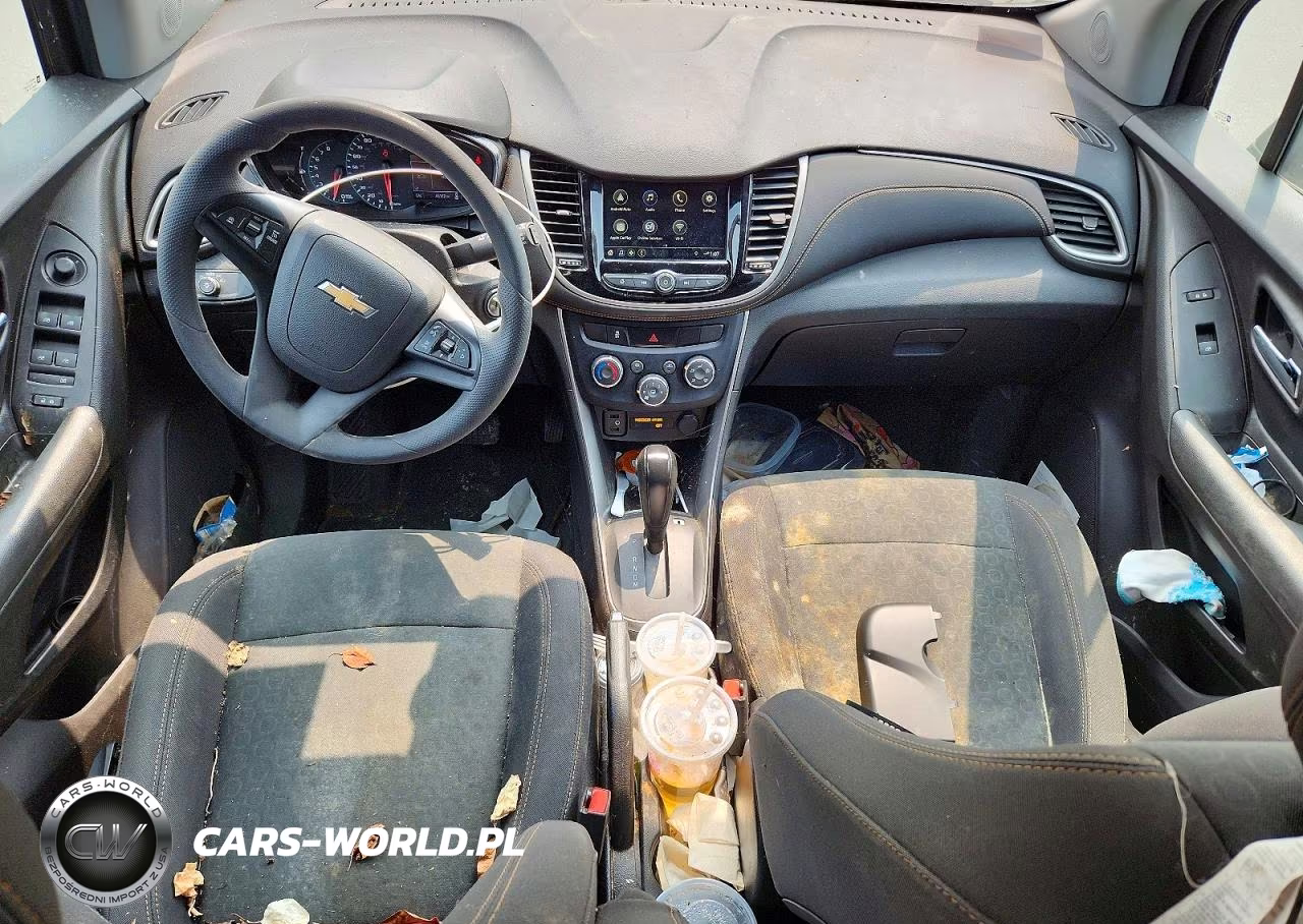 2019 Chevrolet Trax Ls VIN:3GNCJNSB3KL283786 - 6