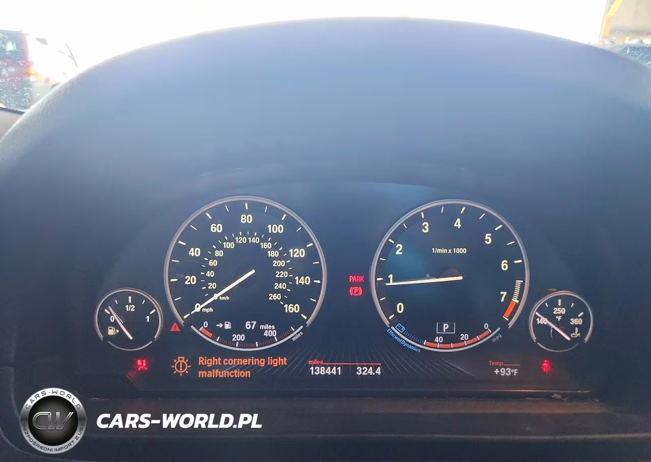 2013 BMW 528 I VIN:WBAXG5C5XDDY31998 - 9
