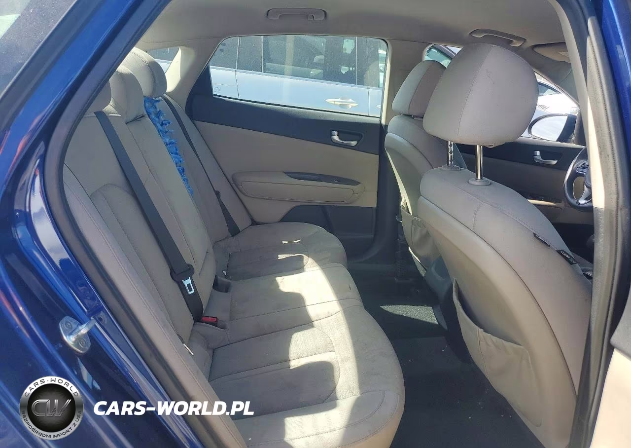 2016 Kia Optima Lx VIN:5XXGT4L35GG060013 - 10