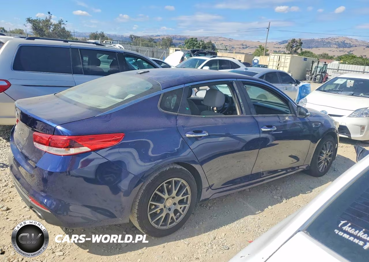 2016 Kia Optima Lx VIN:5XXGT4L35GG060013 - 3