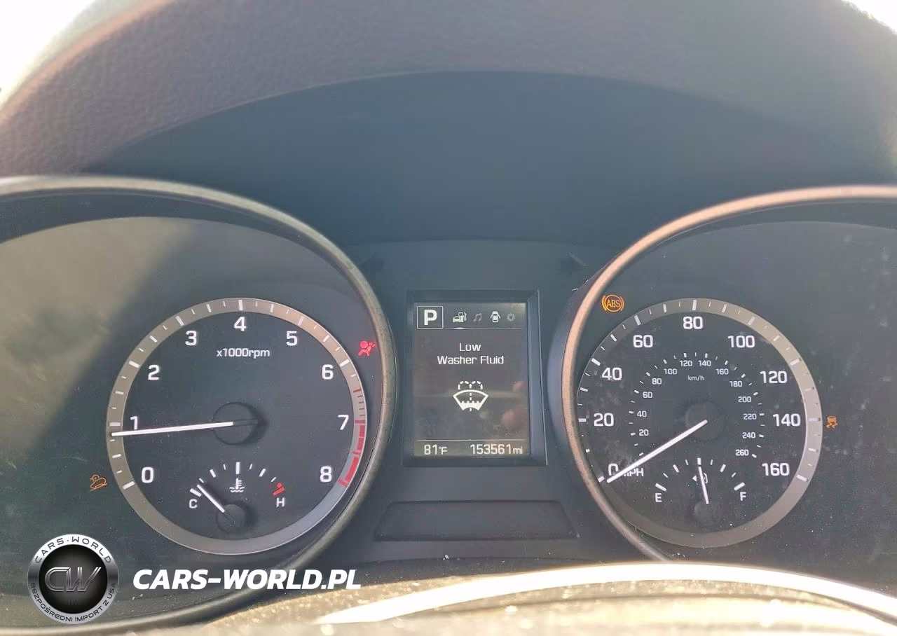 2017 Hyundai Santa Fe Sport 2.4L VIN:5XYZT3LB8HG474328 - 9