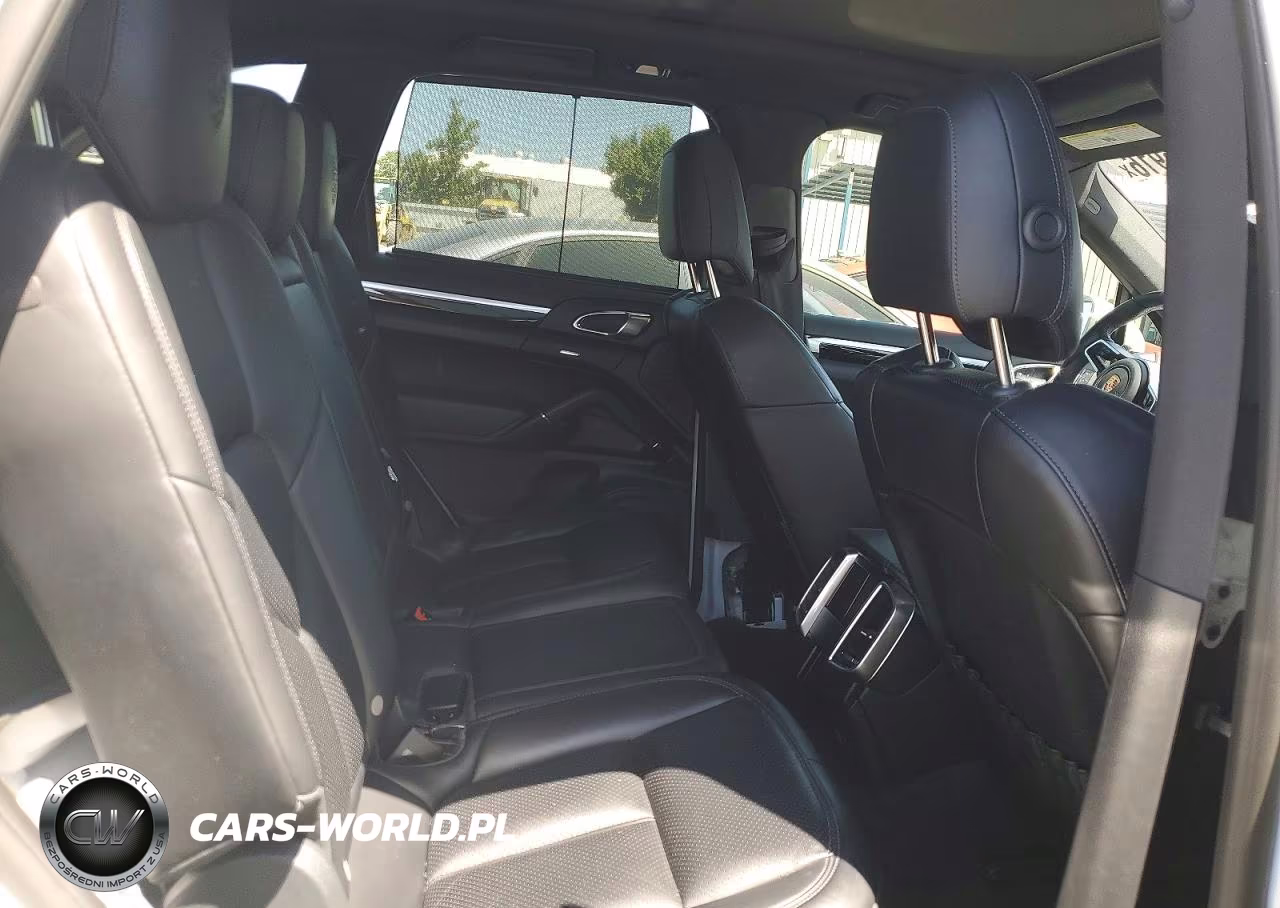 2018 Porsche Cayenne VIN:WP1AA2A26JKA06970 - 11
