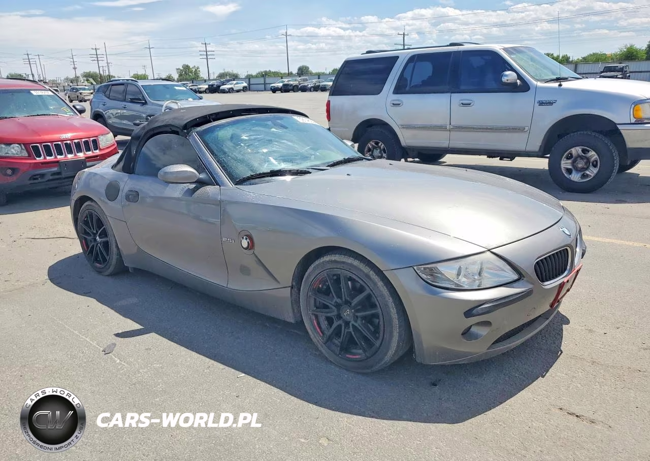 2004 BMW Z4 2.5 VIN:4USBT33574LS52965 - 4