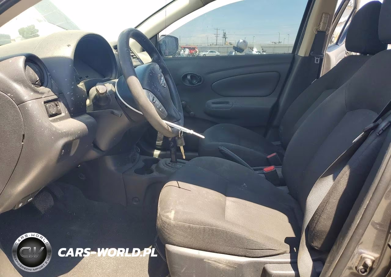 2019 Nissan Versa S Plus VIN:3N1CN7AP7KL828543 - 7