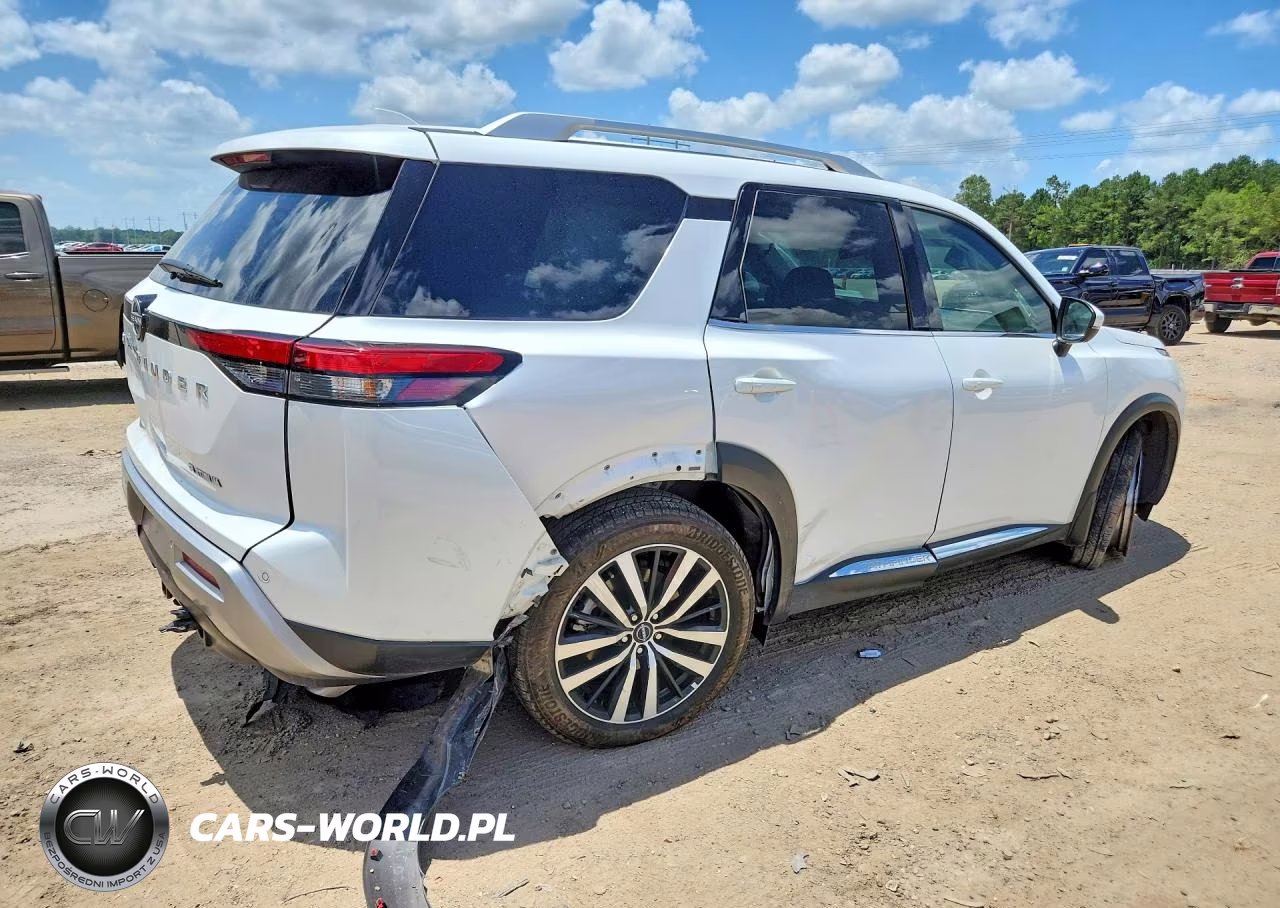 2025 Nissan Pathfinder Platinum VIN:5N1DR3DH3SC253643 - 3