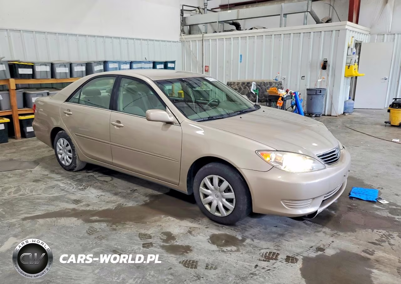 2006 Toyota Camry Le VIN:4T1BE32K06U674642 - 4