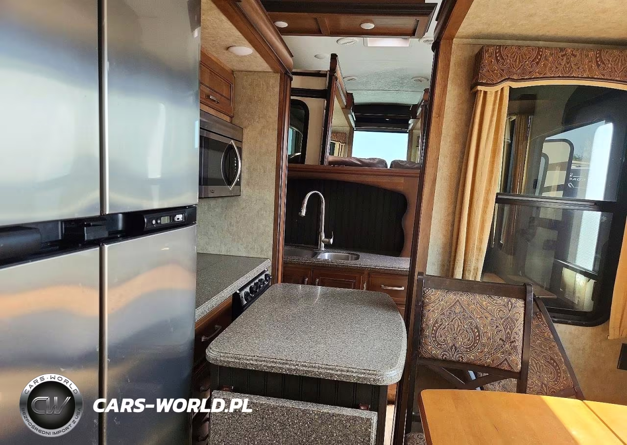 2017 Keystone Montana Camper VIN:4YDF37129H4700028 - 5