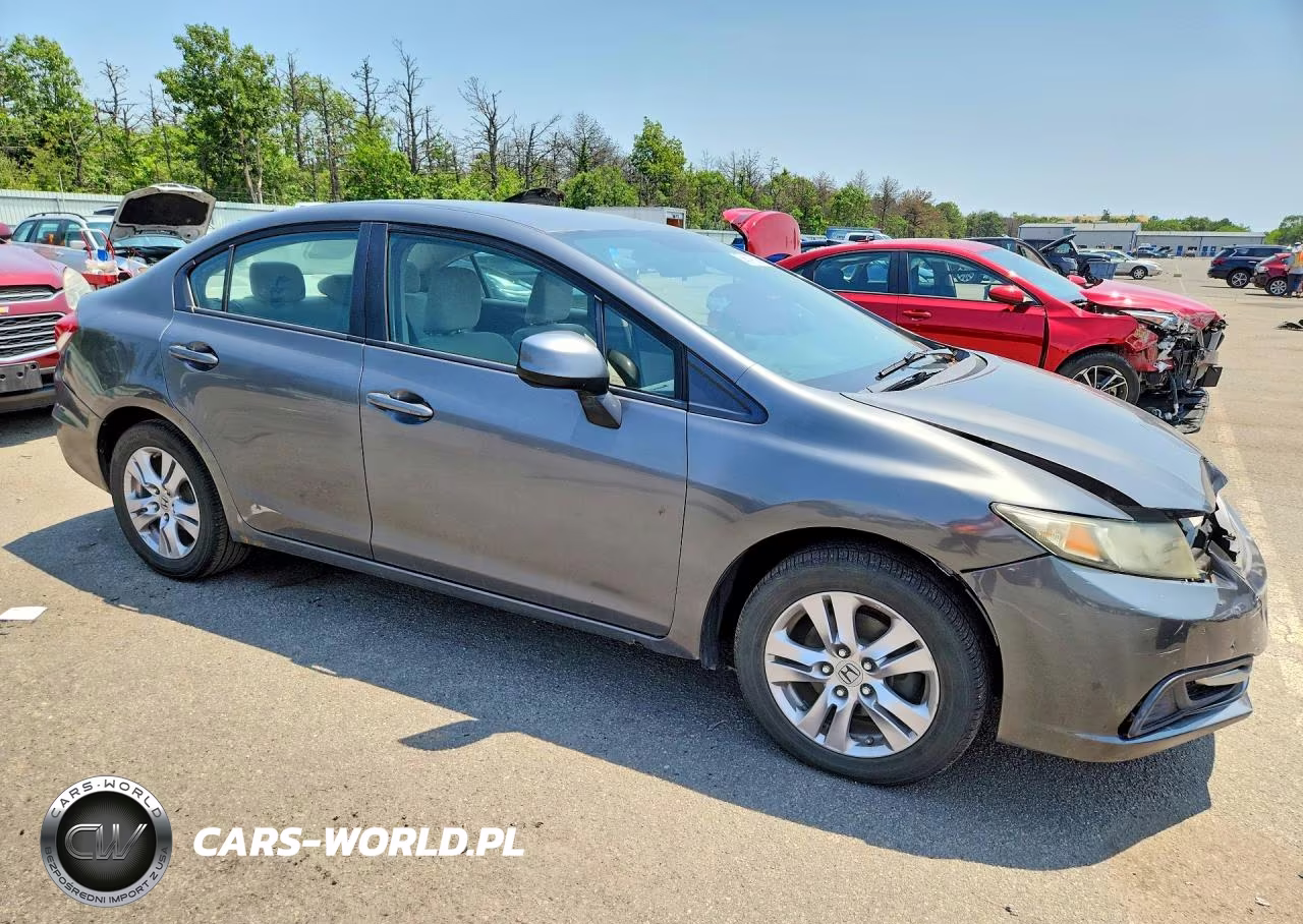 2013 Honda Civic Lx VIN:19XFB2F57DE204200 - 4