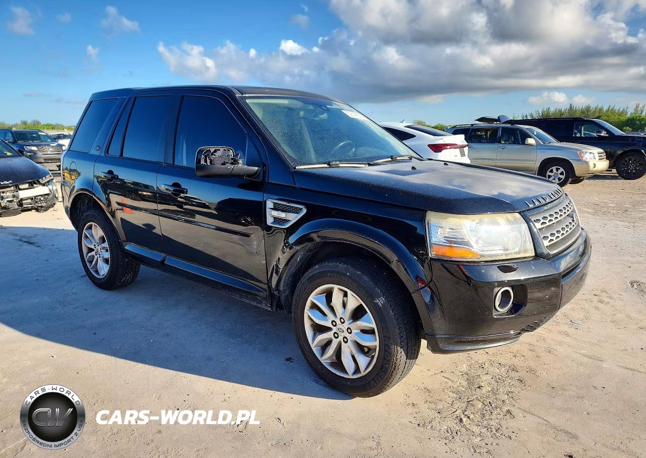 2014 Land Rover Lr2 VIN:SALFP2BG2EH397319 - 4