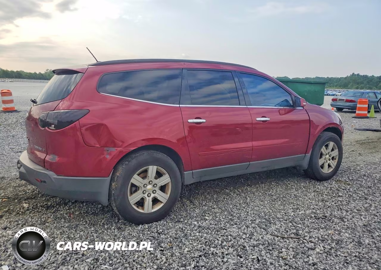 2010 Chevrolet Traverse Lt VIN:1GNLRGED0AS121972 - 3