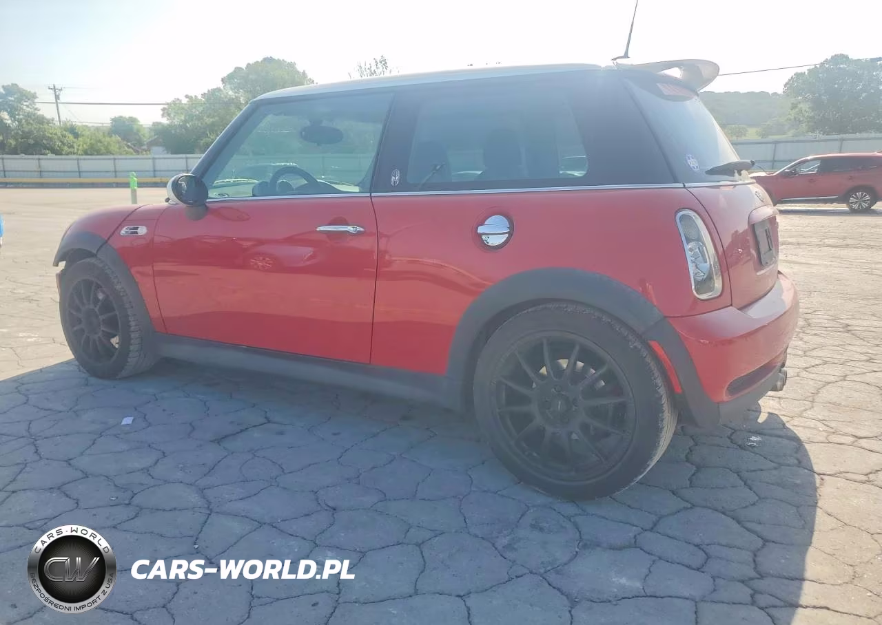 2005 Mini Cooper S VIN:WMWRE33535TL14214 - 2