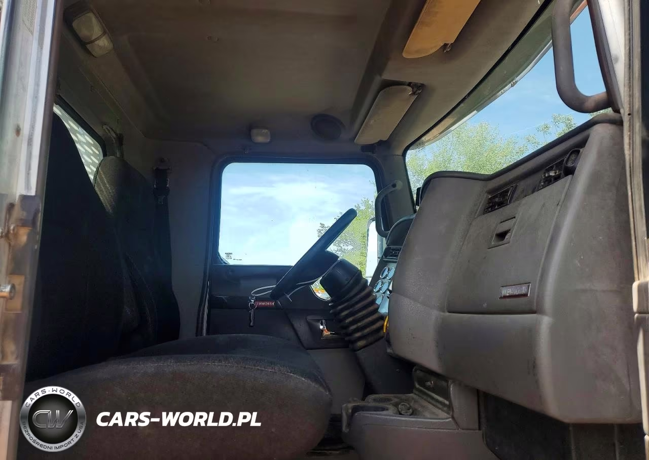 2015 Kenworth Construction T370 VIN:2NKHMJ9X7FM465611 - 5