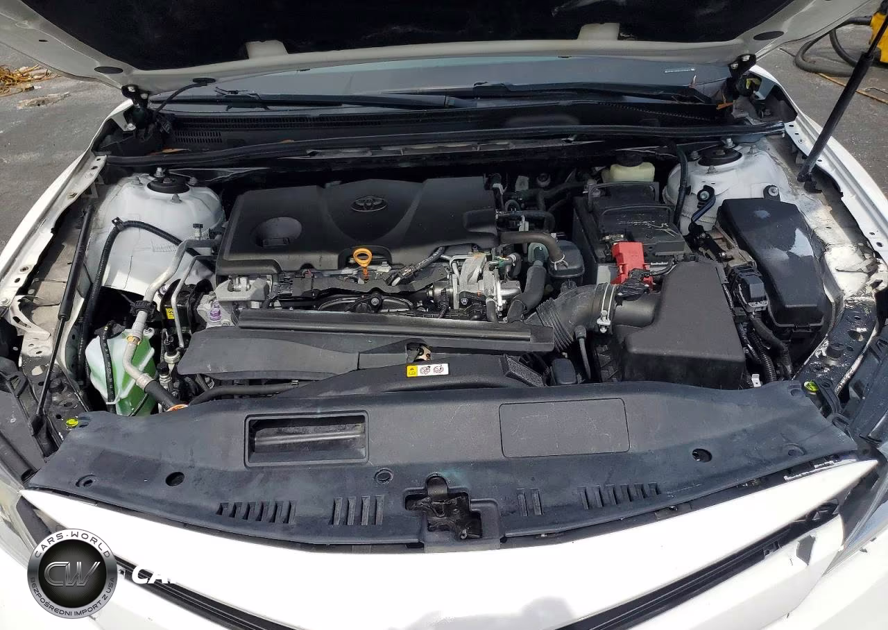 2018 Toyota Camry Le VIN:4T1B11HK9JU036261 - 11
