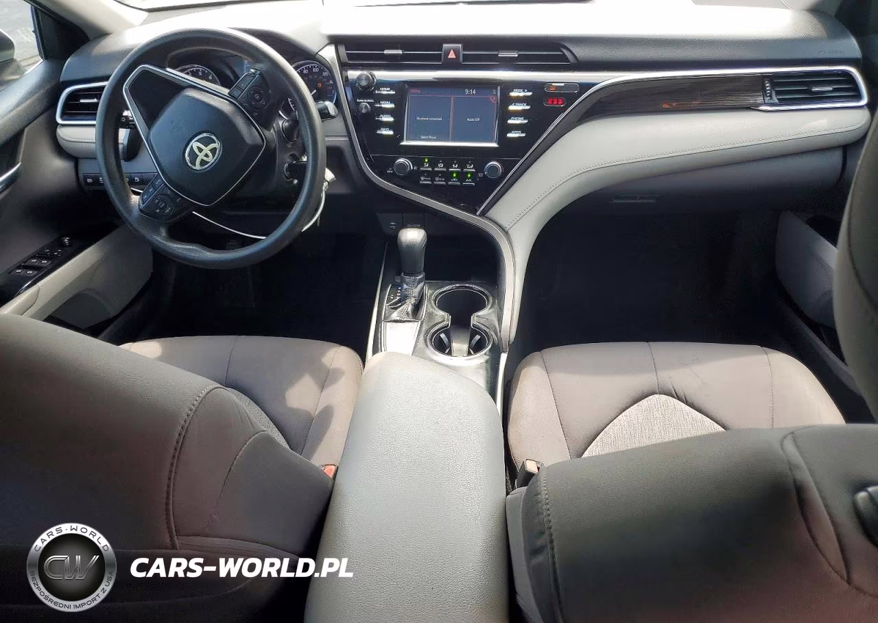 2018 Toyota Camry Le VIN:4T1B11HK9JU036261 - 8