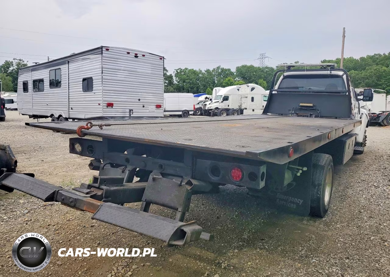 2011 Ford F650 Super Duty VIN:3FRWF65B06V229187 - 3