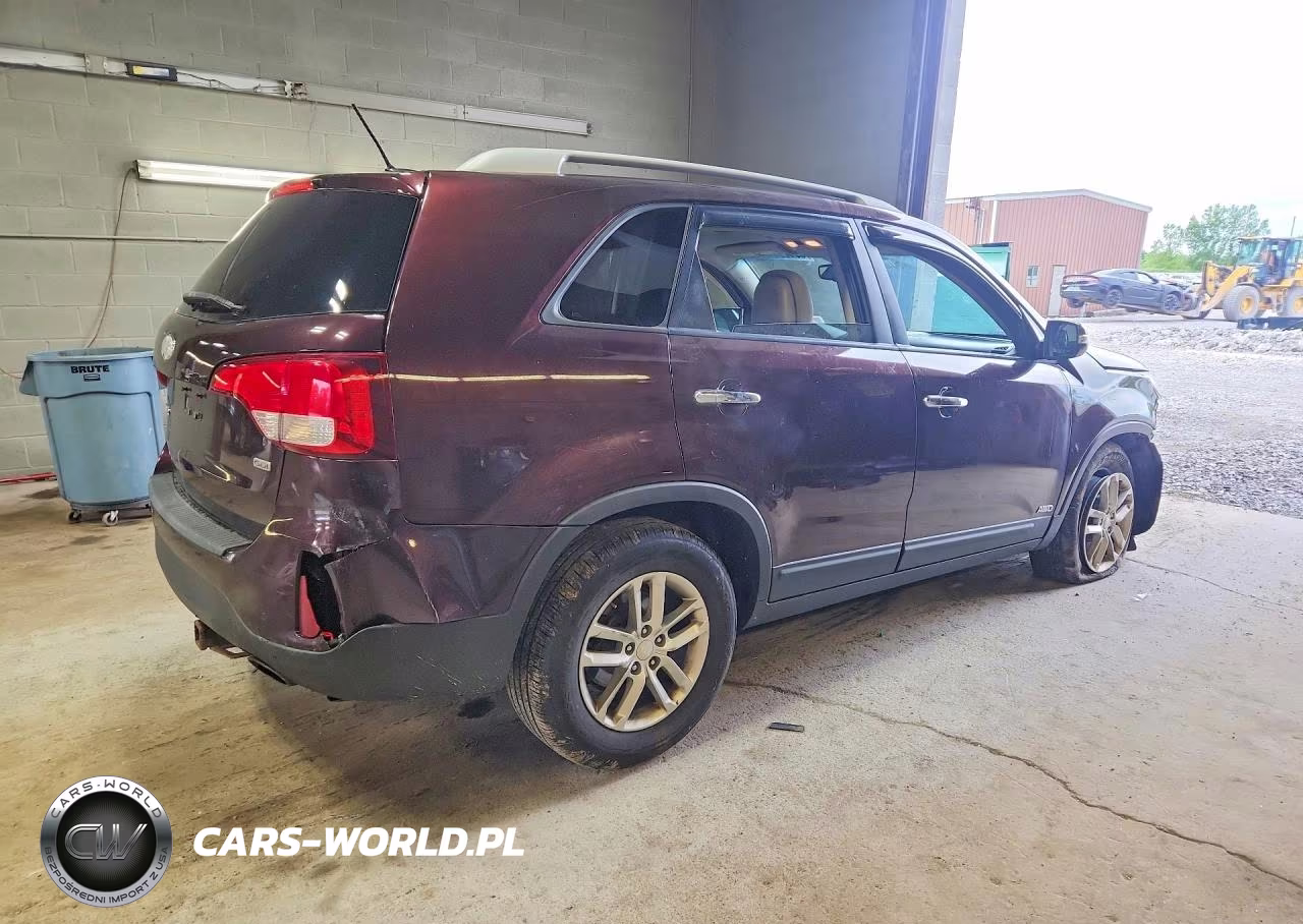 2015 Kia Sorento Lx VIN:5XYKTCA66FG603722 - 3