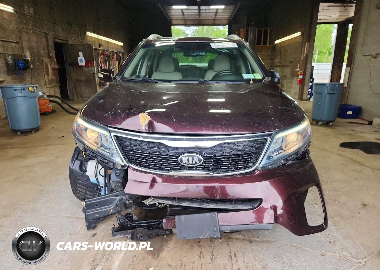 2015 Kia Sorento Lx VIN:5XYKTCA66FG603722 - 5