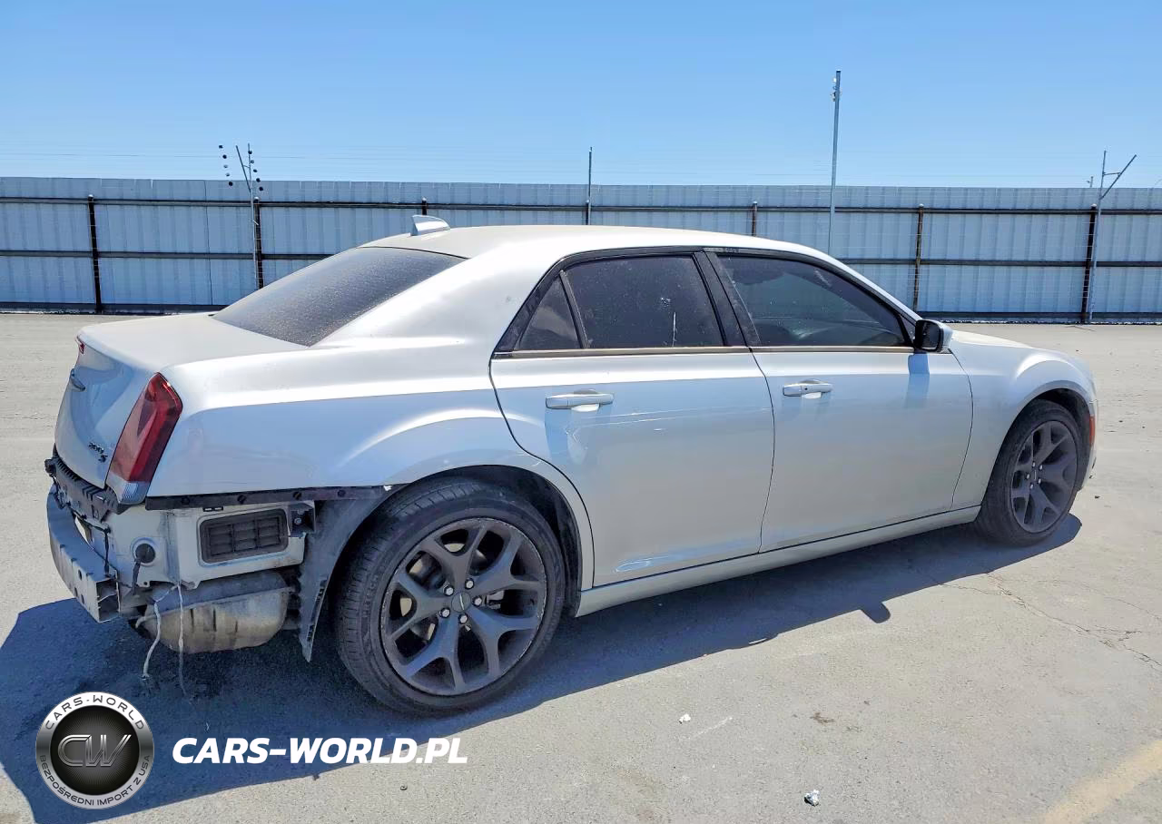 2021 Chrysler 300 S VIN:2C3CCABG4MH589158 - 3