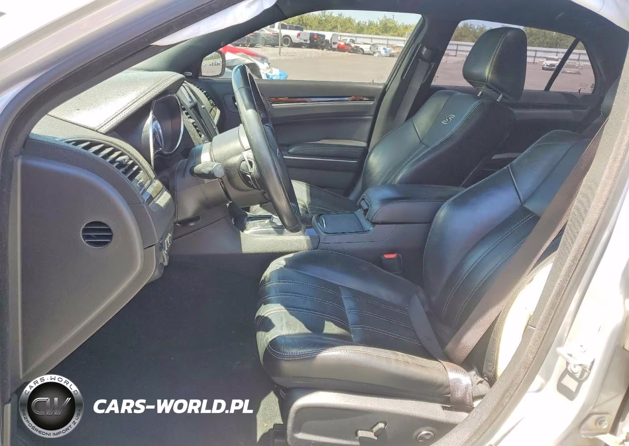 2021 Chrysler 300 S VIN:2C3CCABG4MH589158 - 7