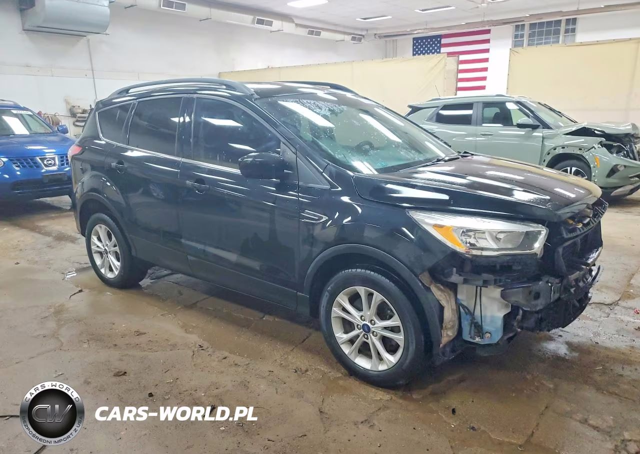 2018 Ford Escape Se VIN:1FMCU9GDXJUB41453 - 4