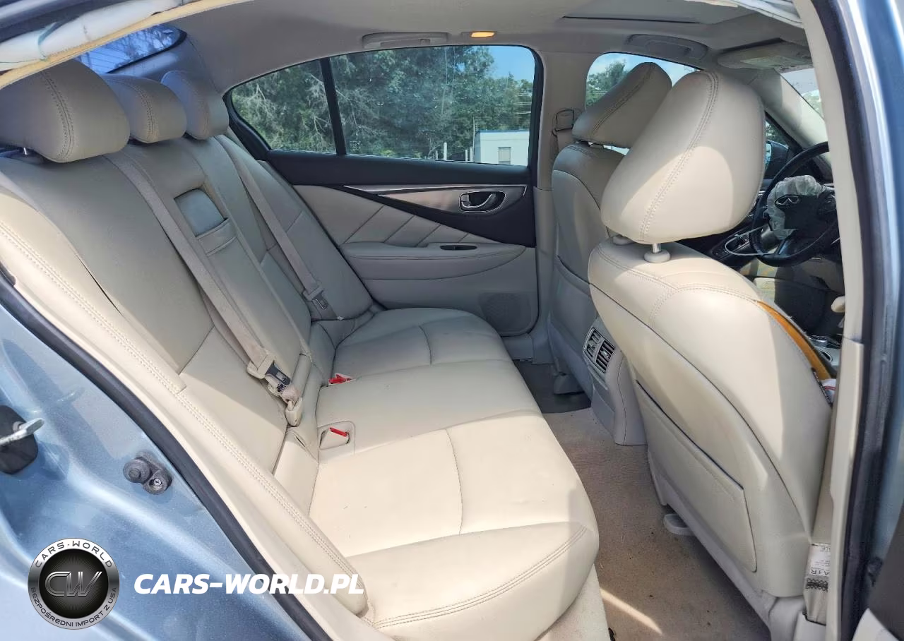 2016 Infiniti Q50 2.0T Premium VIN:JN1CV7AP3GM200735 - 10