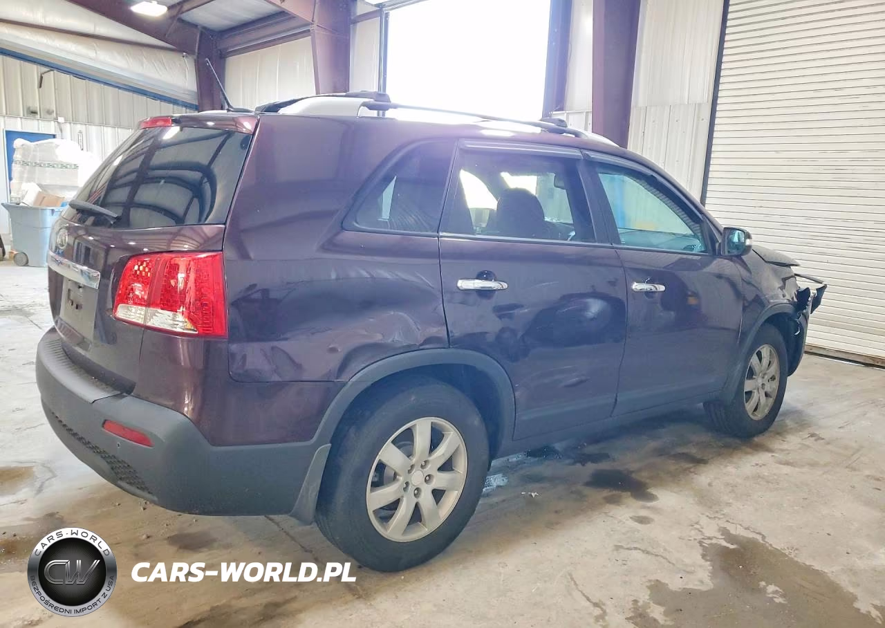 2011 Kia Sorento Lx VIN:5XYKT3A16BG185774 - 3