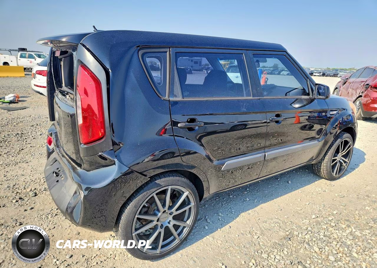 2013 Kia Soul Base VIN:KNDJT2A5XD7598936 - 3