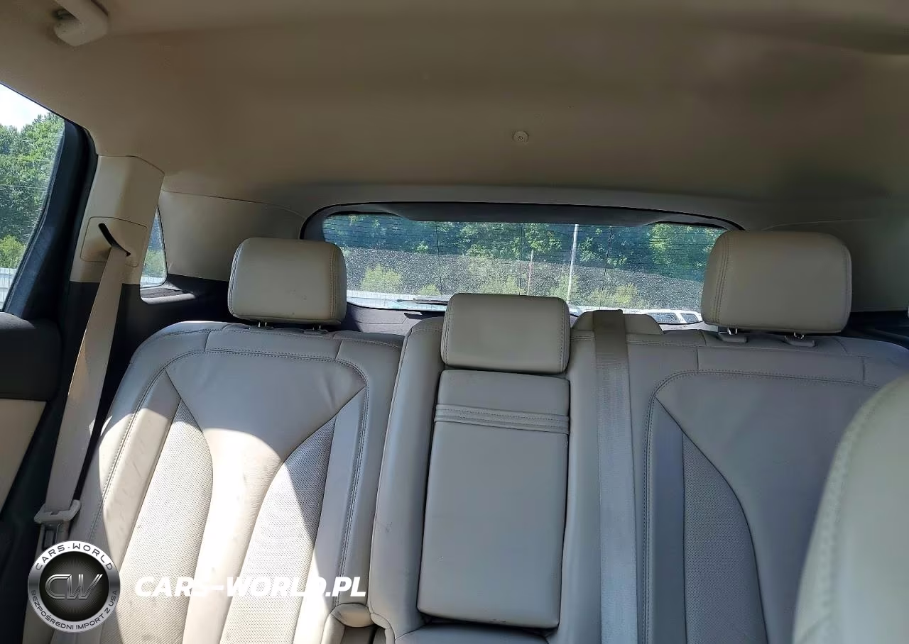 2019 Lincoln Nautilus Select VIN:2LMPJ6K97KBL53332 - 10