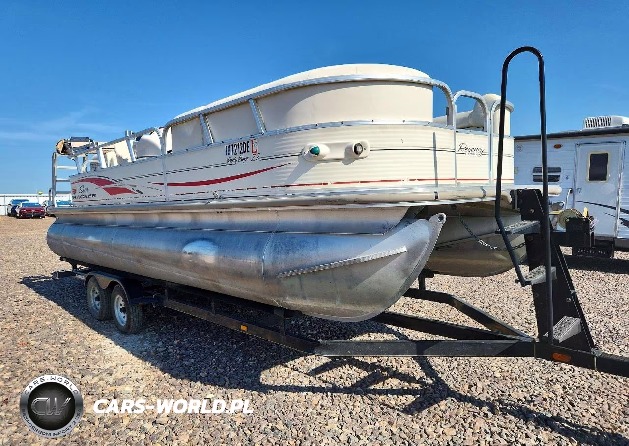 2006 Sun Tracker Boat Regency - Pontoon Boat
