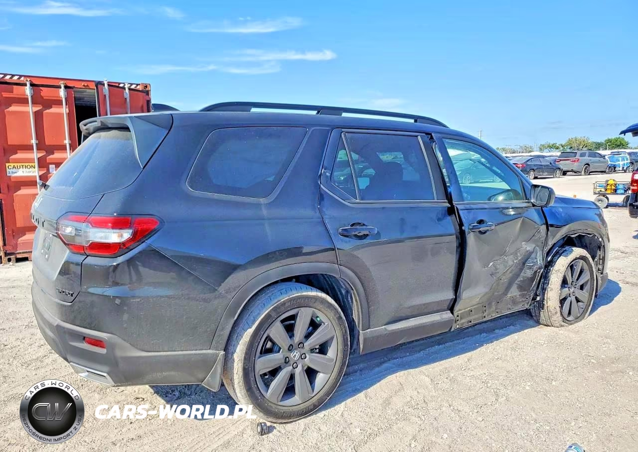 2025 Honda Pilot Sport VIN:5FNYG2H31SB024403 - 3