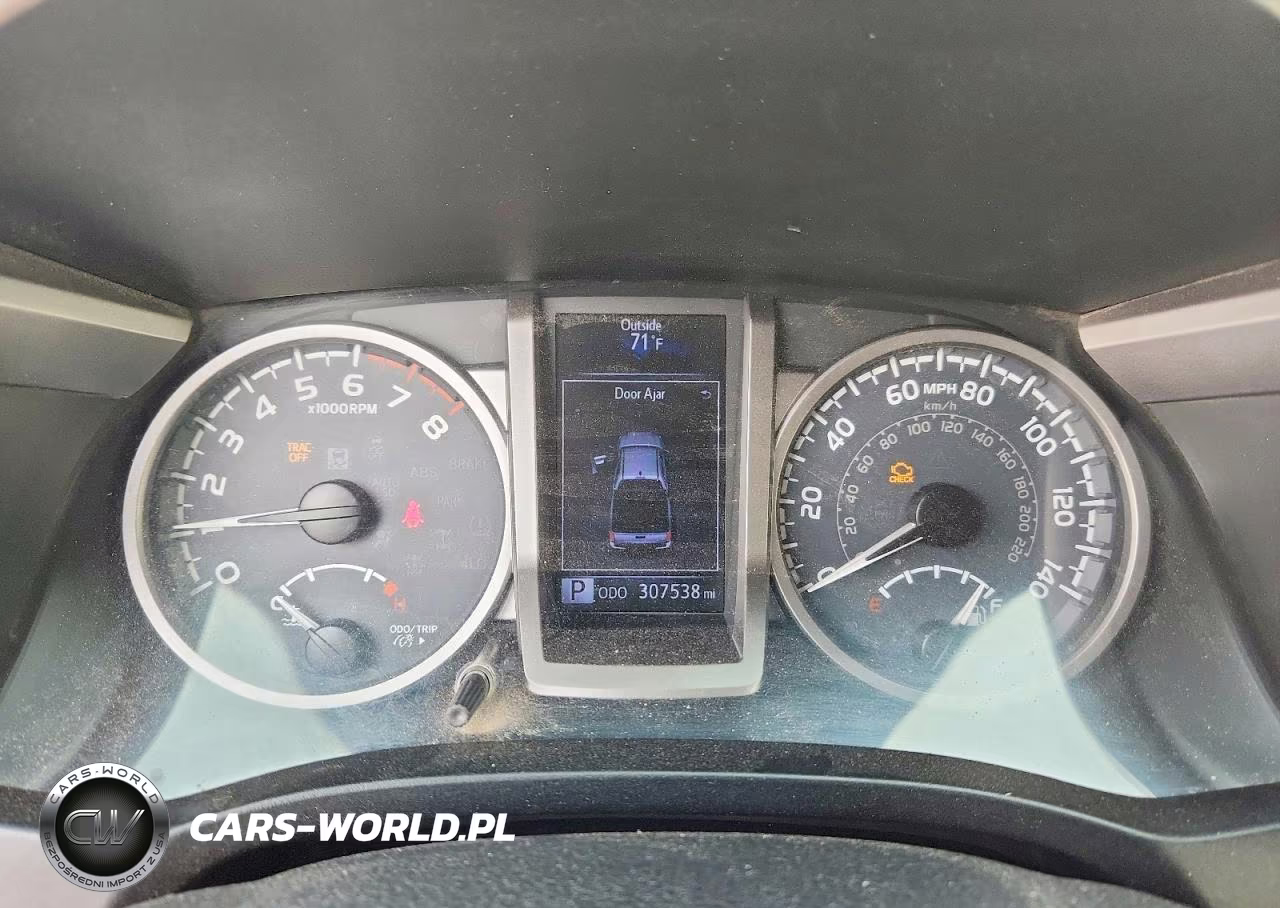 2017 Toyota Tacoma Sr5 V6 VIN:5TFCZ5ANXHX117176 - 9
