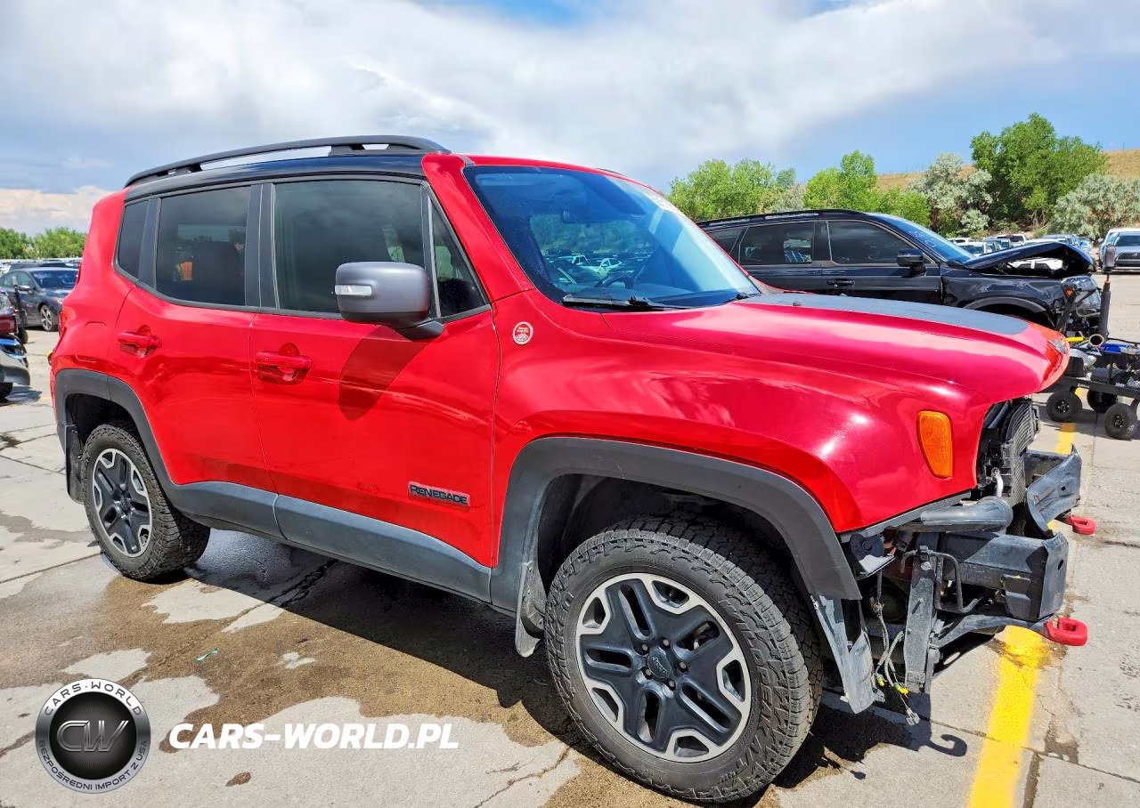 2017 Jeep Renegade Trailhawk VIN:ZACCJBCB7HPE87643 - 4