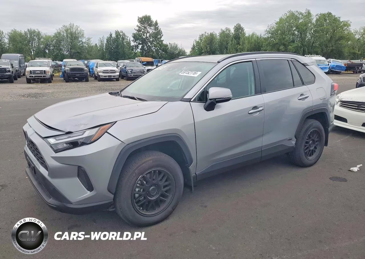 2024 Toyota Rav4 Xle – zdjęcie 1 z 12