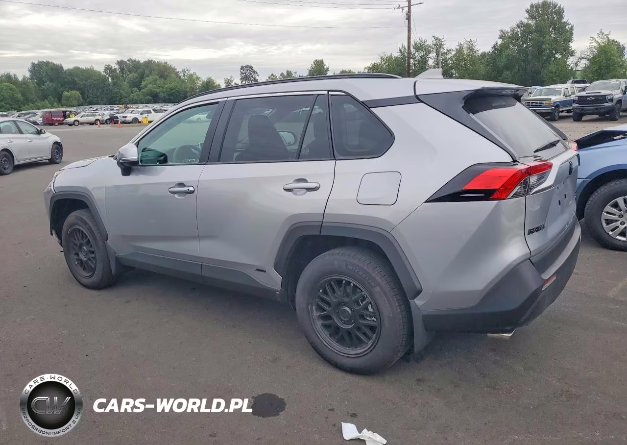 2024 Toyota Rav4 Xle VIN:2T3RWRFV4RW202555 - 2