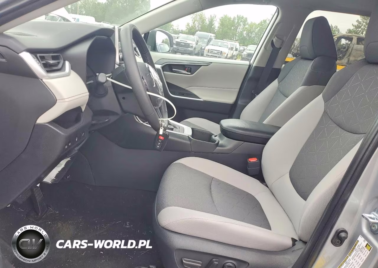 2024 Toyota Rav4 Xle VIN:2T3RWRFV4RW202555 - 7
