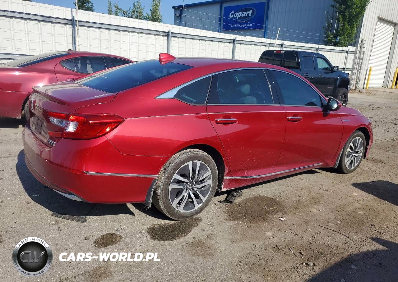 2018 Honda Accord Touring Hybrid VIN:1HGCV3F94JA007469 - 3