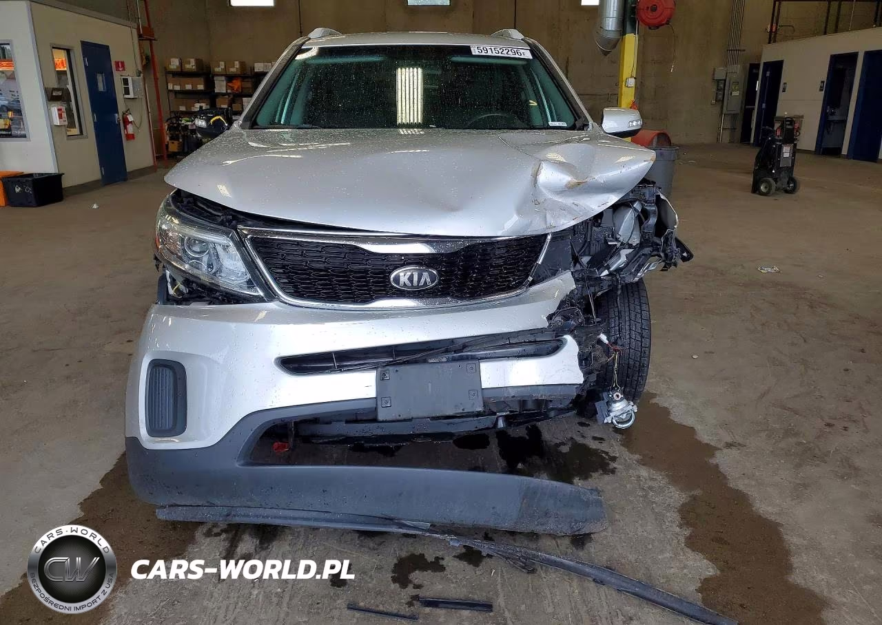 2015 Kia Sorento Lx VIN:5XYKTDA7XFG606430 - 5