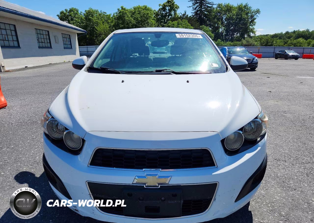 2015 Chevrolet Sonic Ls VIN:1G1JA5SG6F4118394 - 5
