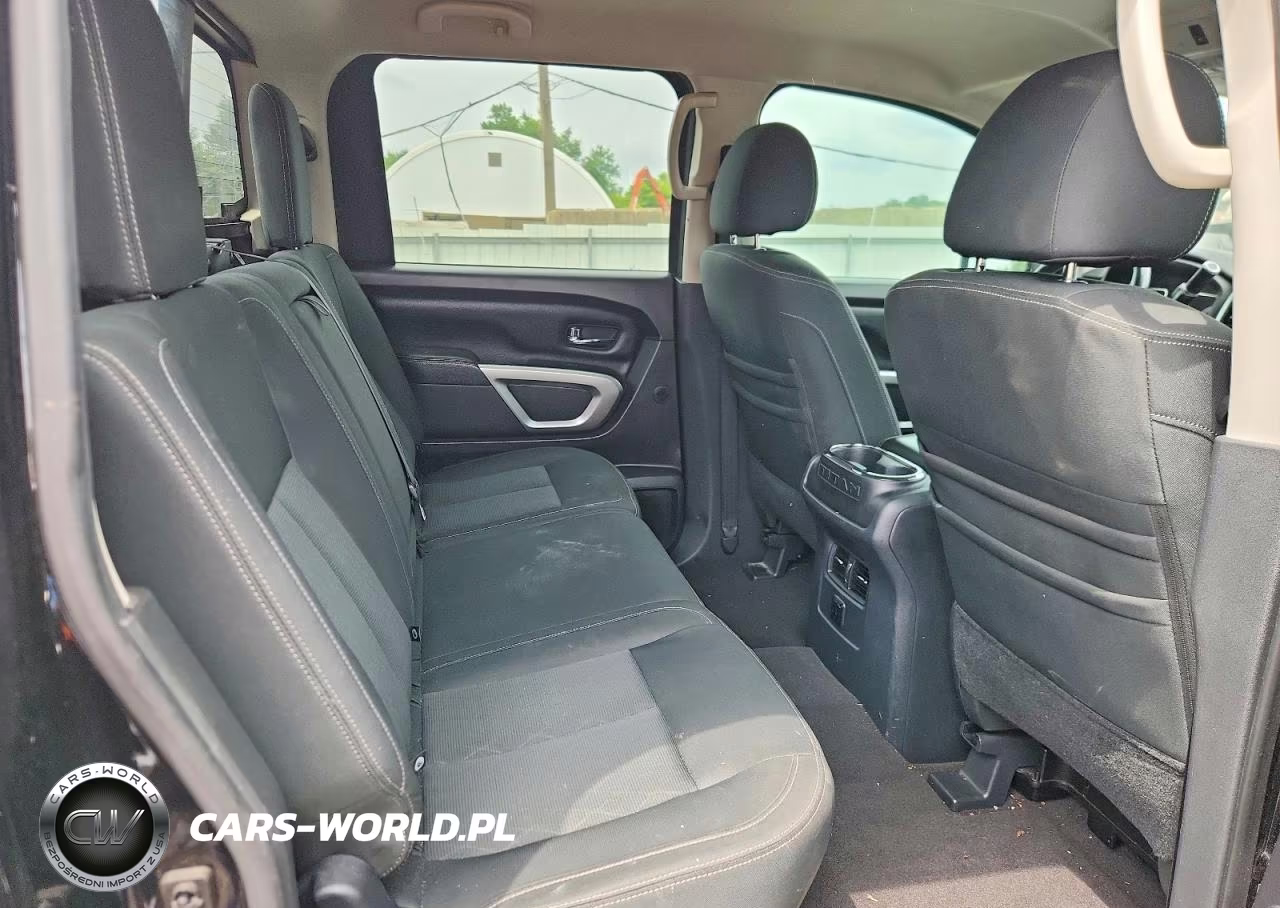 2017 Nissan Titan Sv VIN:1N6AA1E67HN528909 - 10