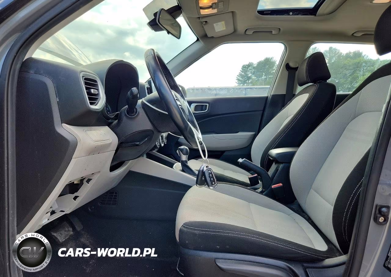 2020 Hyundai Venue Sel VIN:KMHRC8A35LU032599 - 7
