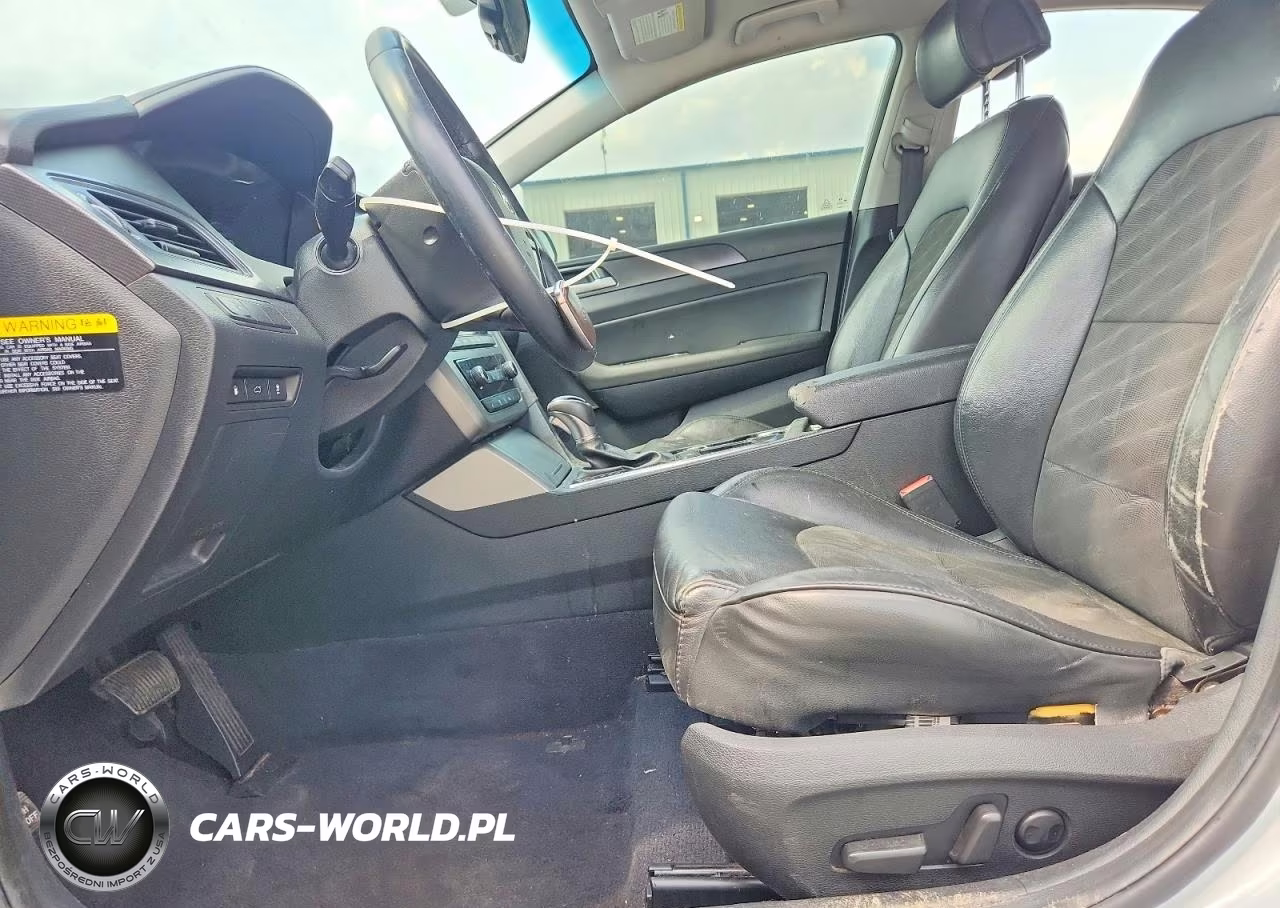 2017 Hyundai Sonata Sport VIN:5NPE34AF1HH466932 - 7