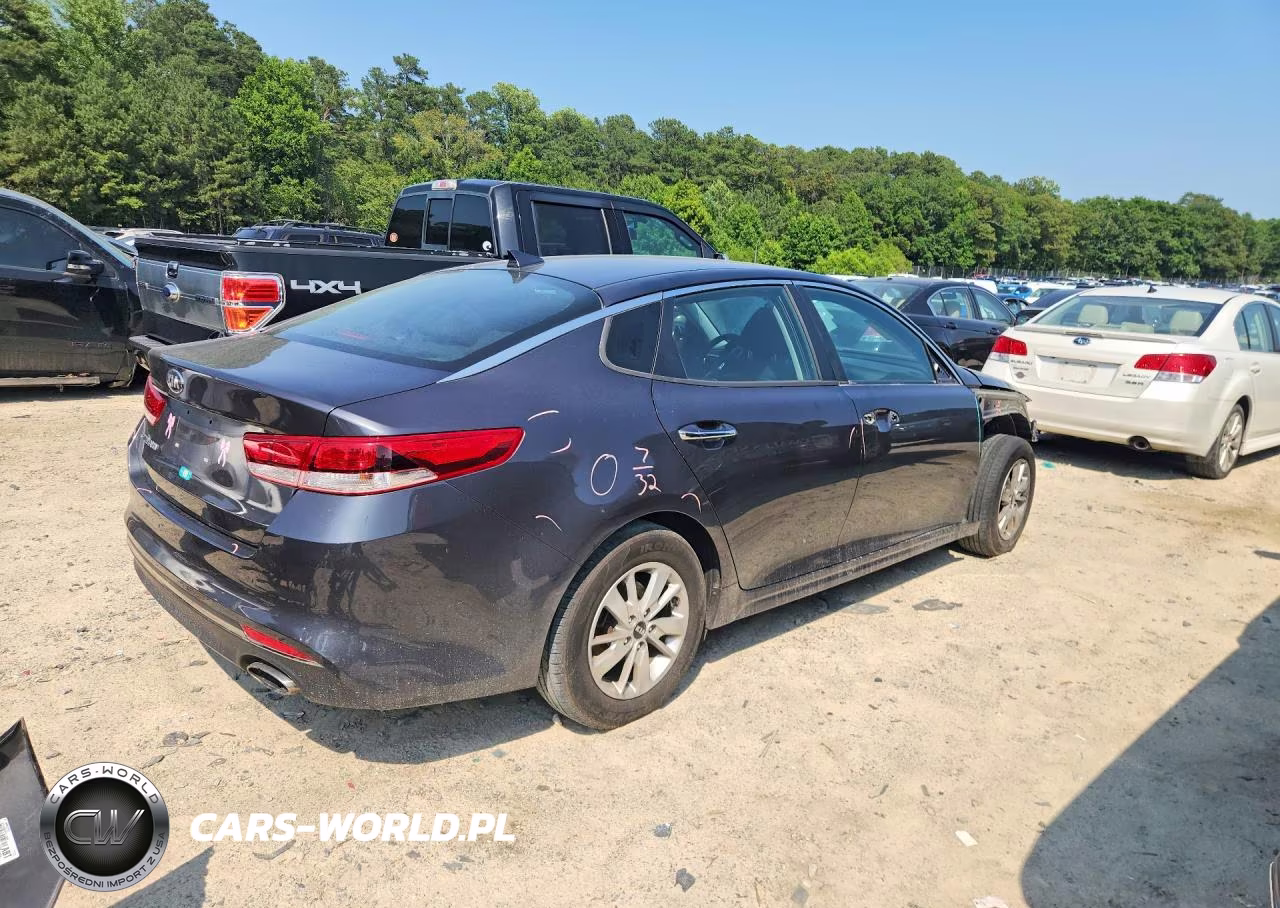 2017 Kia Optima Lx VIN:5XXGT4L39HG170533 - 3