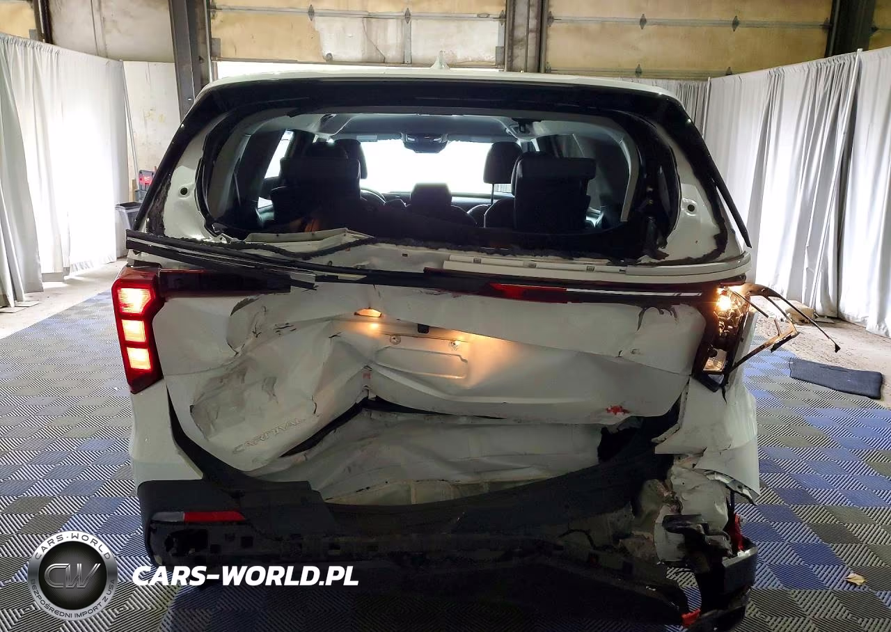 2025 Kia Carnival Lxs VIN:KNDNB5K39S6533825 - 6