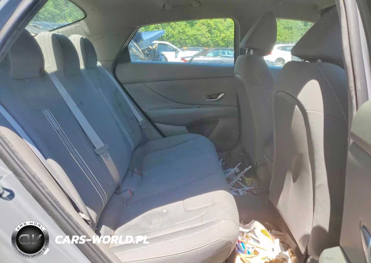 2021 Hyundai Elantra Sel VIN:KMHLM4AG3MU120325 - 10